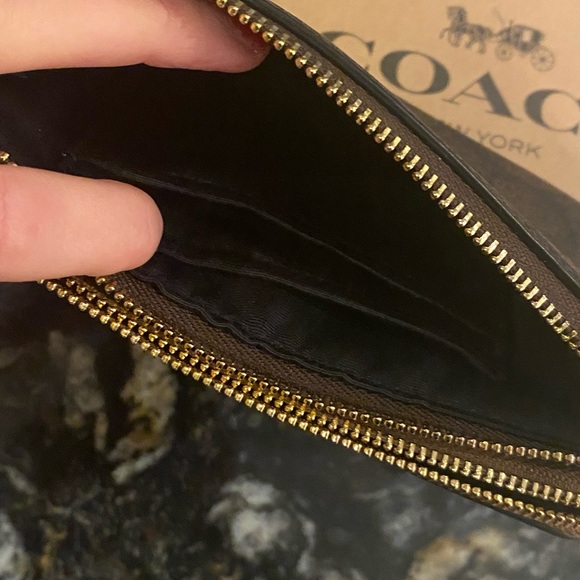 Coach Wallet - Picture 5 of 10